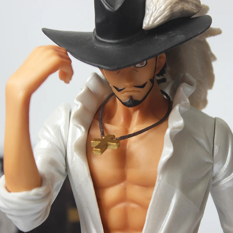 Dracule Mihawk Action Figure Model 28CM