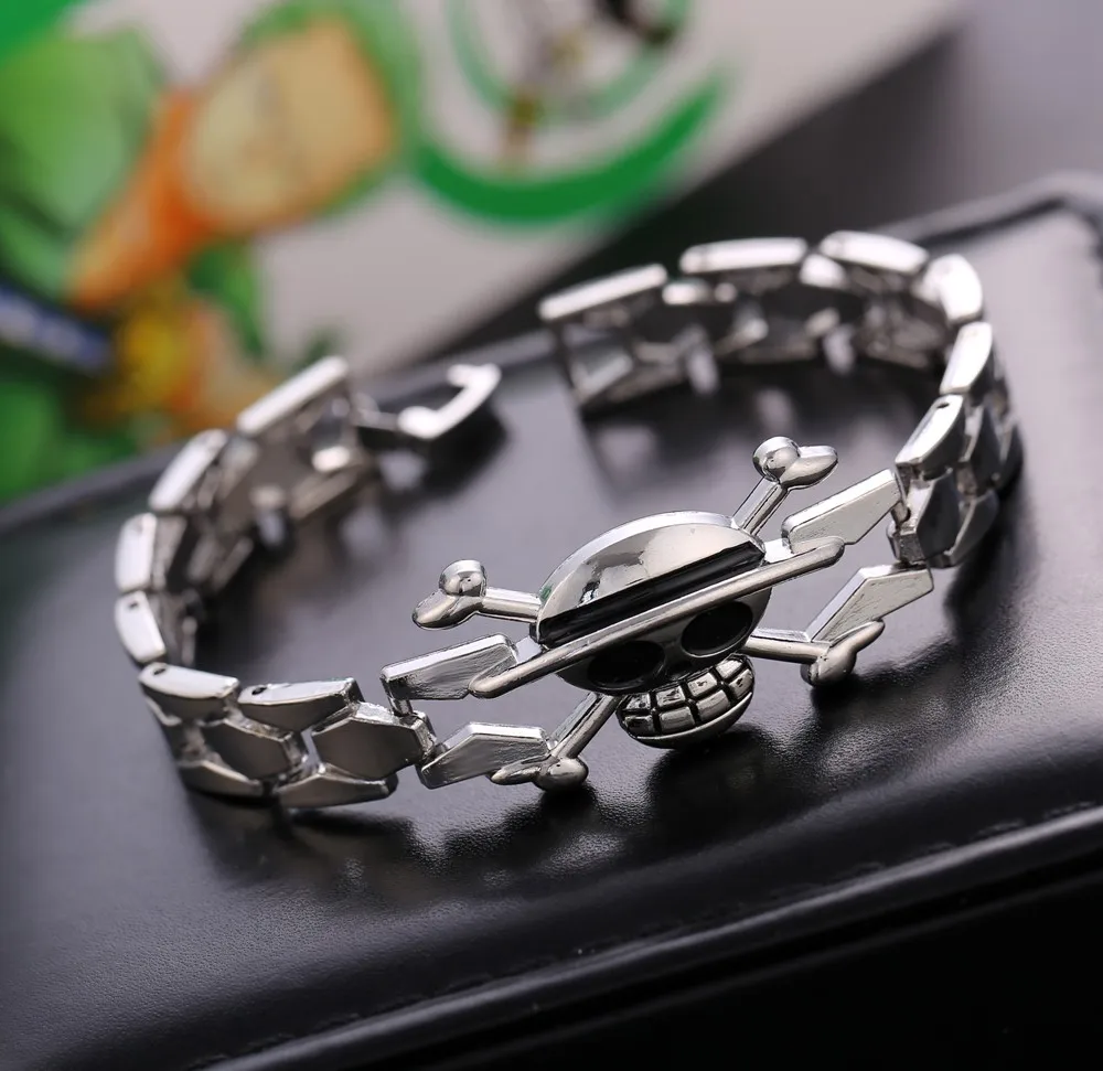 One Piece silver skull plating alloy bracelet