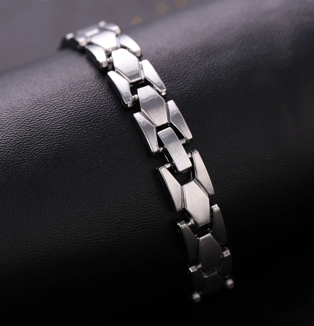 One Piece silver skull plating alloy bracelet