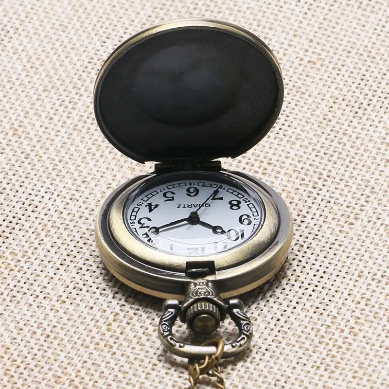 One Piece Skull Pocket Watch With Chain