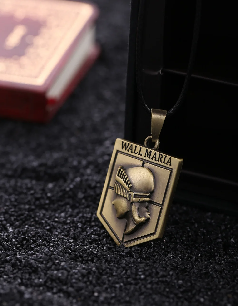 Fashion Anime Attack On Titan Necklace Wings of Liberty Freedom Scout Regiment Legion Survey Recon Corp Badge Pendant Drop Ship