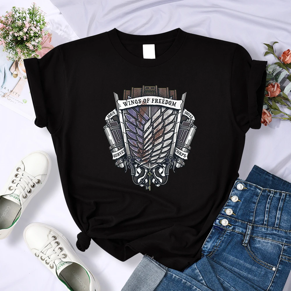 Y2K Retro Metal Attack On Titan Print T-Shirts Female Casual Sport Tshirts Fashion Hip Hop Tee Clothing Street Summer Crop Top