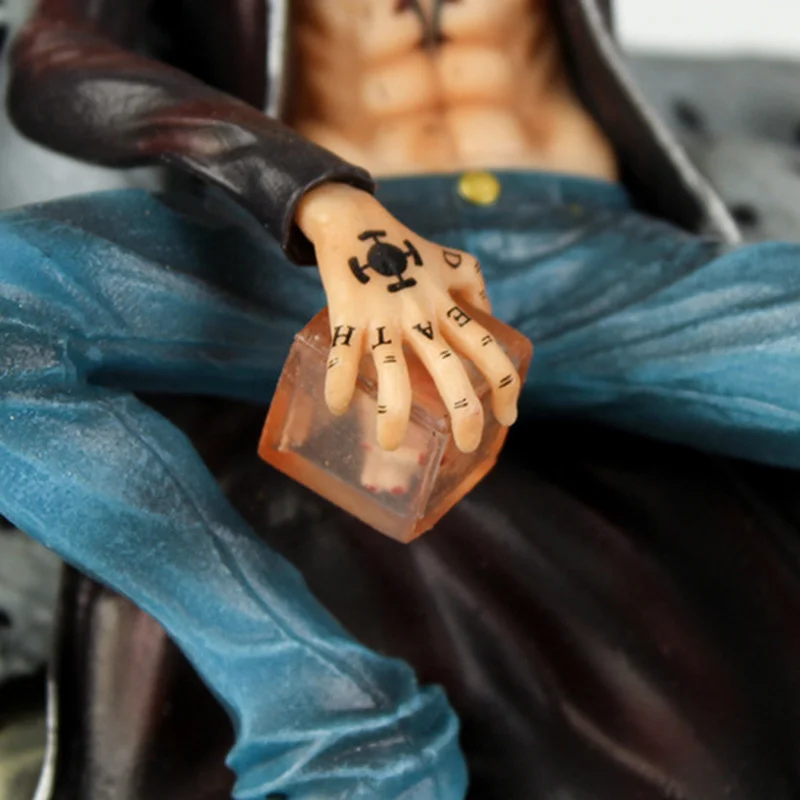 One Piece Figure Oversized Trafalgar D GK Oka Shichibukai 27cm PVC