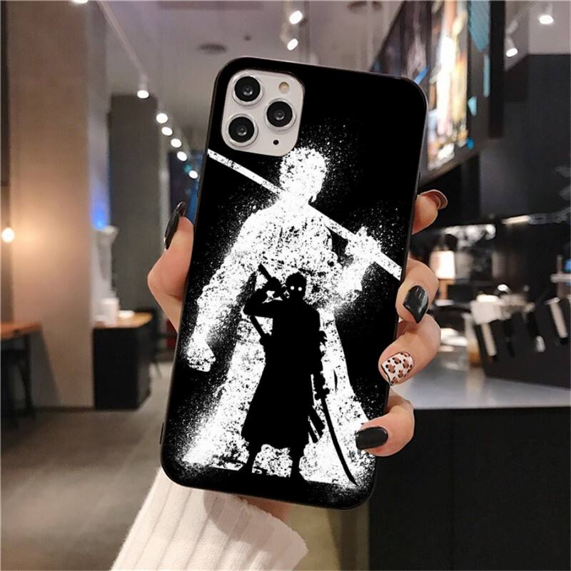 Roronoa Zoro Phone Case For iphone 14 13 12 11 Pro Mini XS Max 8 7 Plus X SE 2020 XR cover