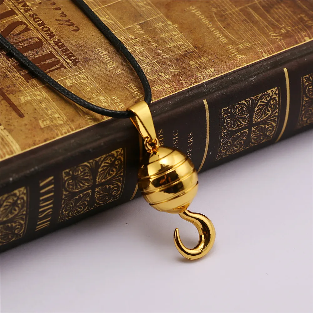 One Piece Sir Crocodile Golden Hook Keychain Necklace Choker