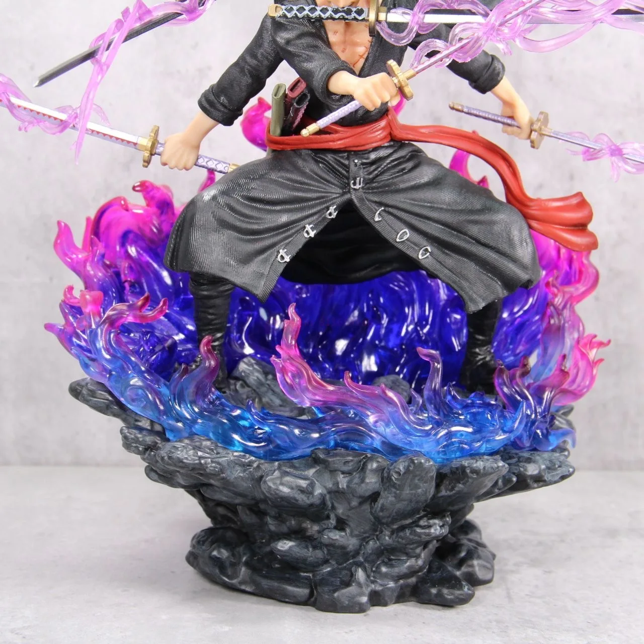 Zoro Figure Wano Onigashima 9 Swords Style Action Figurine